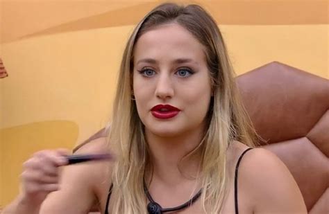 bruna griphao nua bbb|BBB 23: Bruna Griphao diz para Larissa que está sem calcinha